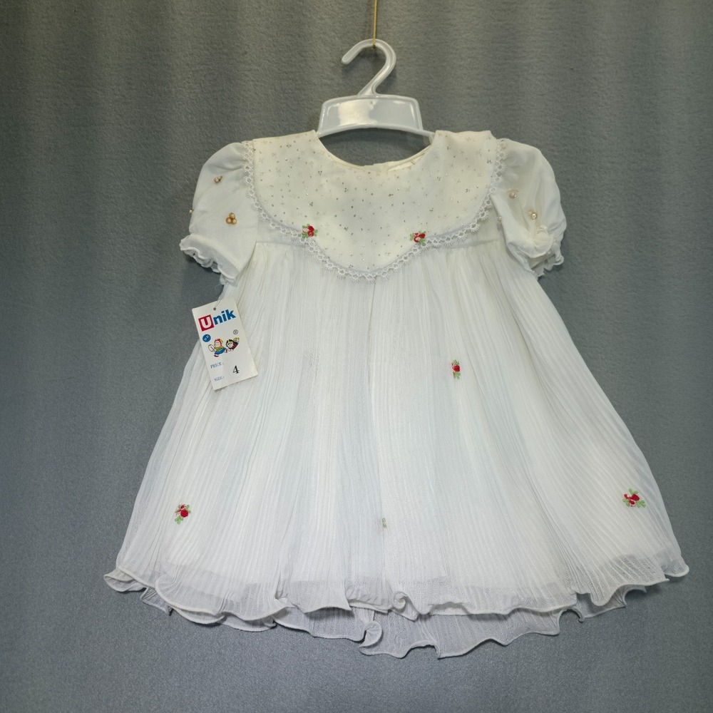 Unik Baby White Dress with‎ Red Roses Size 4 NWT